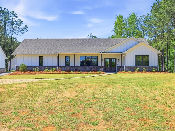 1020 Chesson Hill Dr, Fitzpatrick, AL 36029