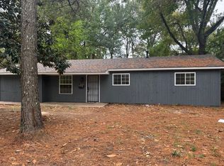 329 Cedars Of Lebanon Dr, Jackson, MS 39206