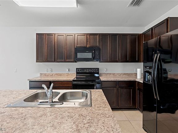 3rd image of 2709 Loreto Ct #2709