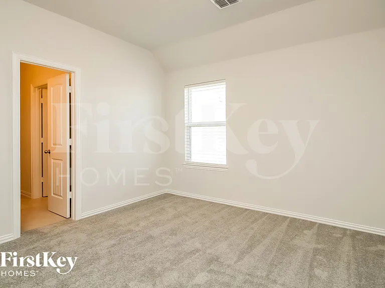 24323 Huntcliff Dr — Photo 10