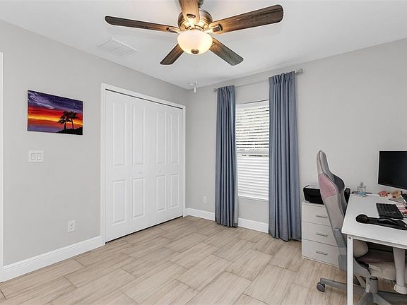 5th image of 203 Cayuga St