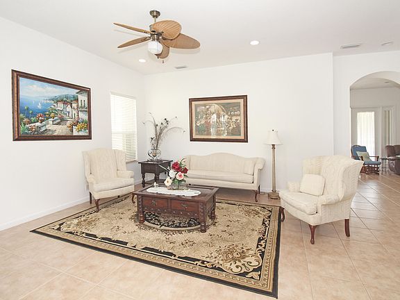5th image of 1048 Grove Park Circle S