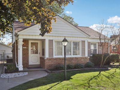 10213 Beverly PLACE, Wauwatosa, WI, 53226