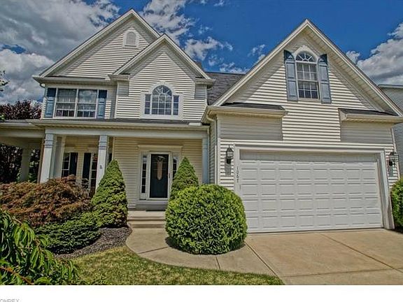 2nd image of 1067 Linden Hill Ct