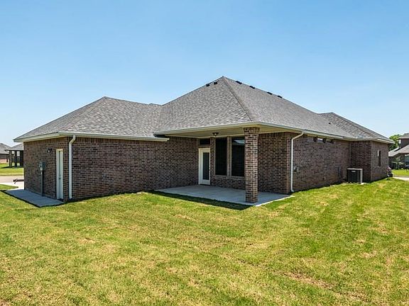 4th image of 16925 Madrid Cir