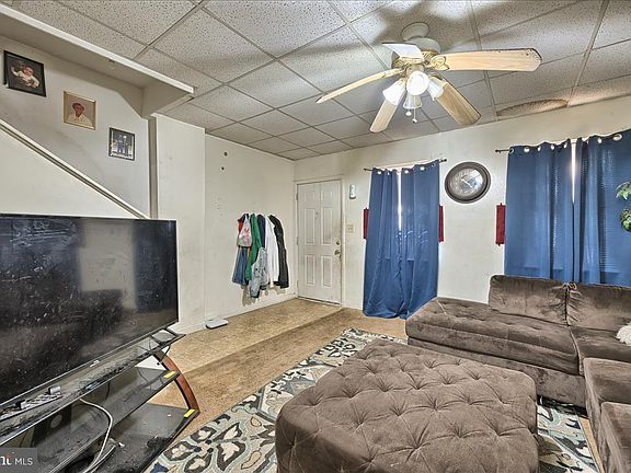 3rd image of 33 N 12th St