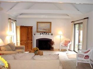 16 Landing Ln, Brewster, MA 02631