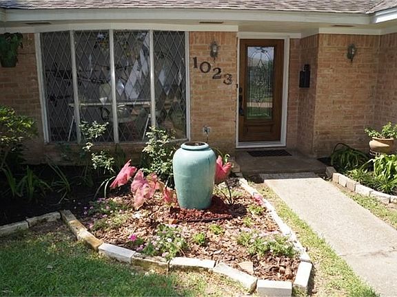  Another view of the landscaping
