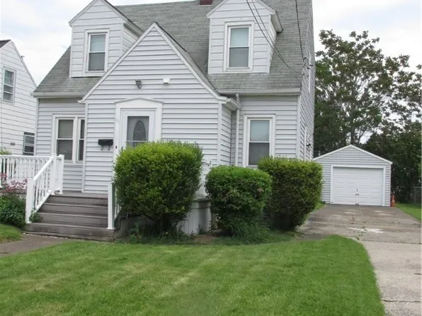 511 30th St, Niagara Falls, NY 14301