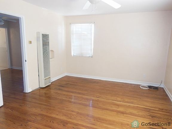 5th image of 3113 Dyer St APT 4