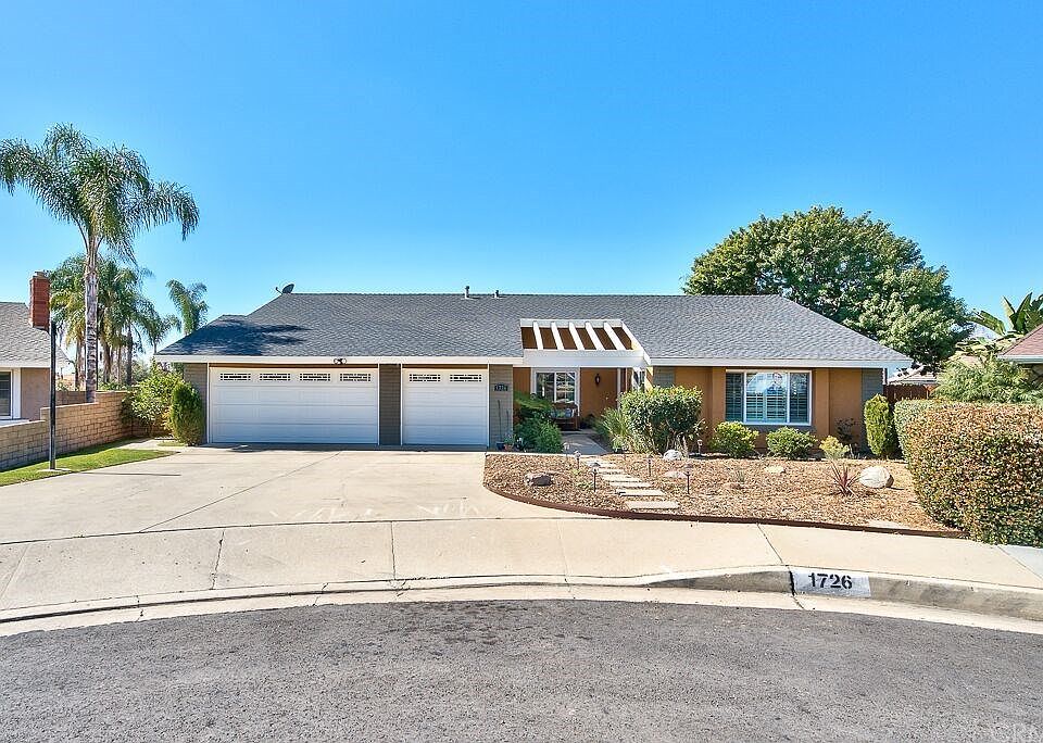1st image of 1726 Cypress Cir