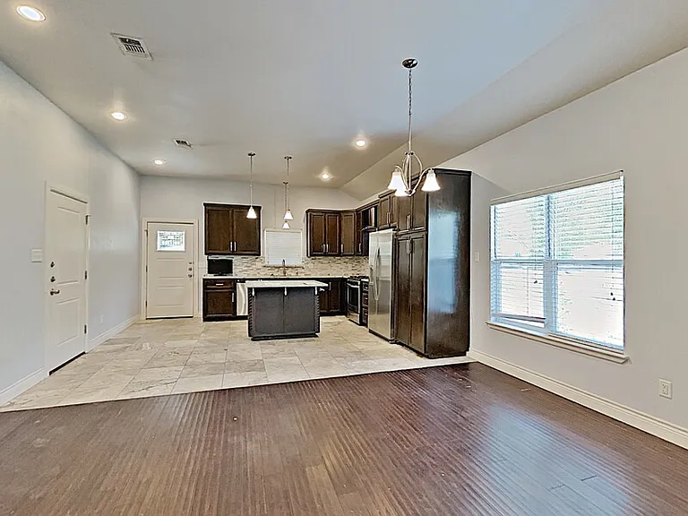 1414 Record Crossing Rd #B — Photo 3