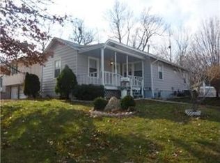 6022 Long St, Shawnee, KS 66216