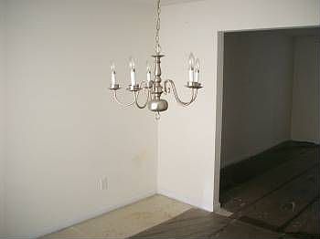 3rd image of 2786 Buena Vista Cir