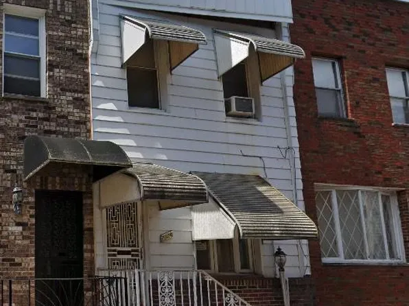 2026 S Beechwood St, Philadelphia, PA 19145