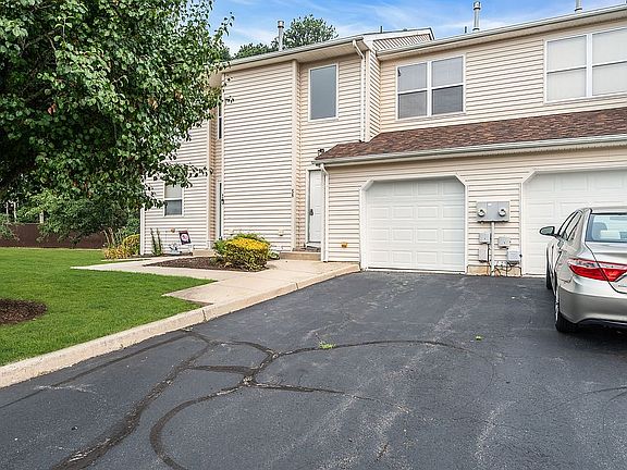 5th image of 58 Vincent Ct
