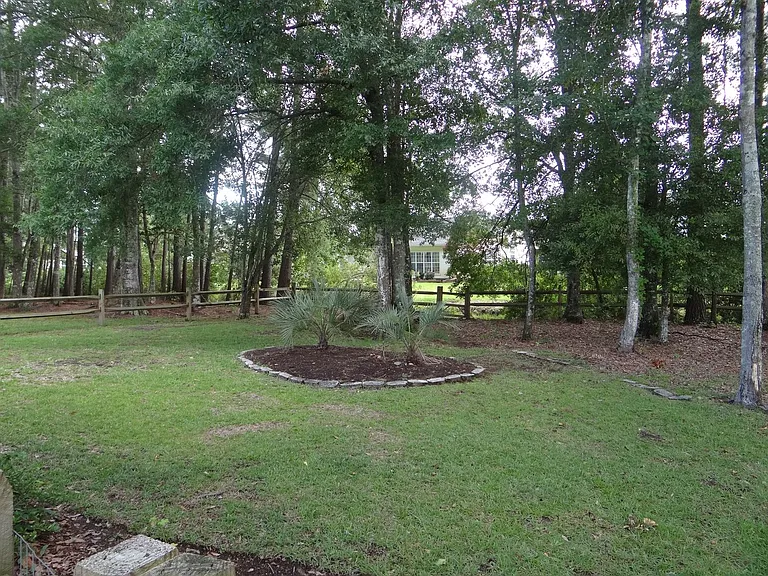 2528 Oriole Dr — Photo 20