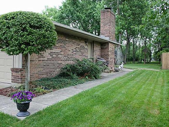 2nd image of 3710 Dawnridge Dr