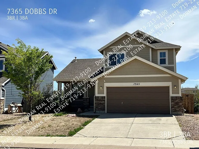 7365 Dobbs Dr — Photo 1