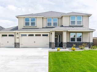 824 Meadows Dr, Richland, WA 99352