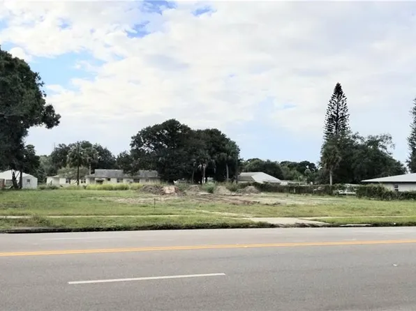 4704 26th St W, Bradenton, FL 34207