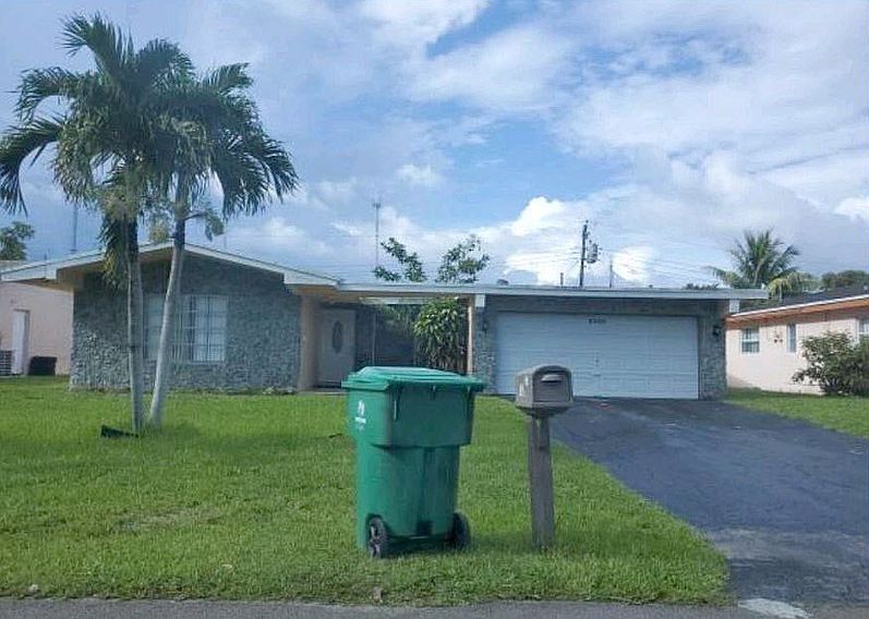 2nd image of 6320 SW 35th Ct