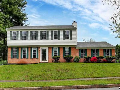 839 Briarwood Ln, Camp Hill, PA, 17011