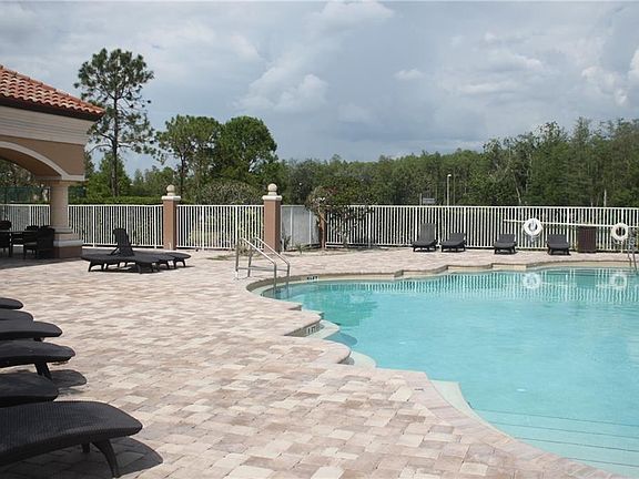 5th image of 13815 Fairway Island Dr APT 1325