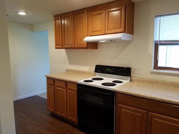5th image of 5894 E 43rd St