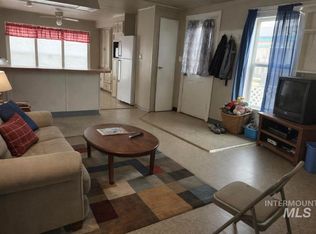 711 4th Ave N Trailer 28, Nampa, ID 83687