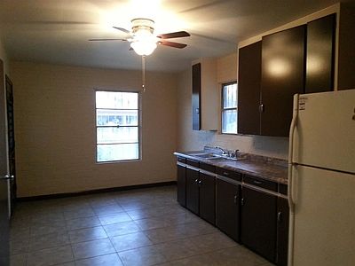 4th image of 2119 N Arkansas Ave