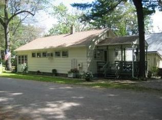 196 Forest Ln, Killingly, CT 06241