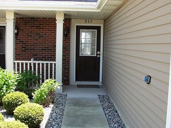 2nd image of 947 Flagstone Dr