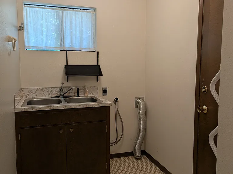 8 Cherokee Pl — Photo 19