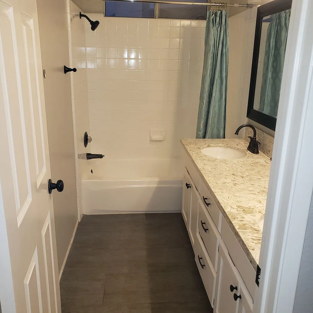 "Reserved" Awesome Pool Home South Corona 4 bedroom 3 bathroom — Photo 3