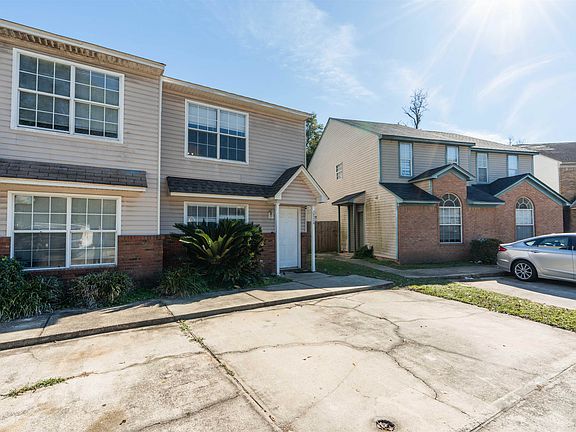 2nd image of 2724 Tess Cir