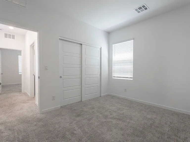 621 Camilla Crk — Photo 18