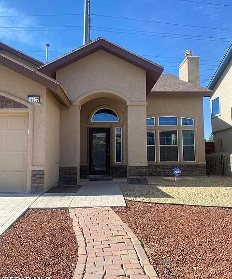 7732 Maple Landing Ct — Photo 1