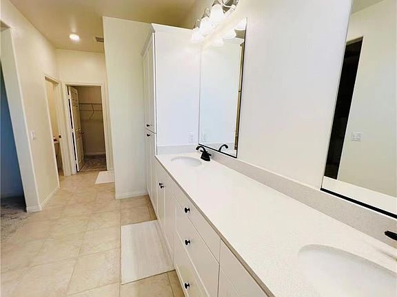 4th image of 5553 W Mission Blvd