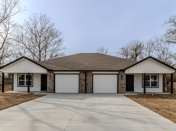 208 S Edith St, Pryor, OK 74361