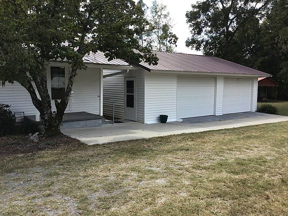5th image of 373 Railroad Ave N