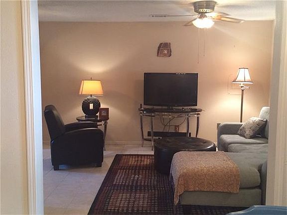 5th image of 802 Sussex Dr
