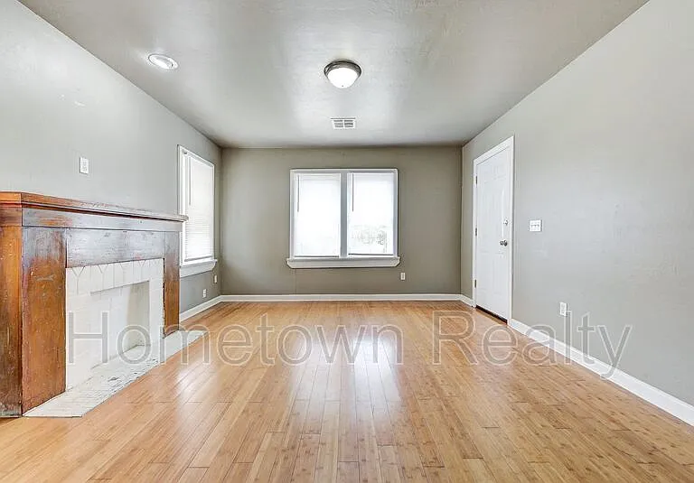 2229 NW 12th St #2229.5 — Photo 9
