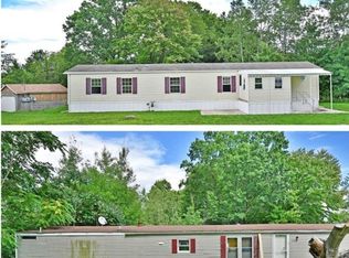 1075 Bedford Rd, Masury, OH 44438