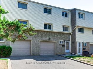 1915 Denmar Rd #136, Pickering, ON L1V3E1