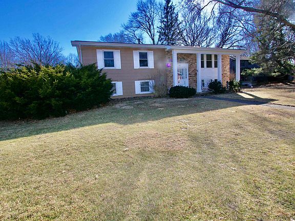 4th image of 11422 W Grange Hall Rd