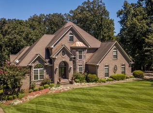 204 Wren Ct, Florence, AL 35634