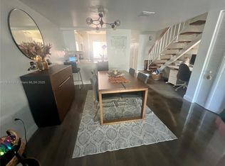 421 NW 109th Ave APT 3B, Miami, FL 33172