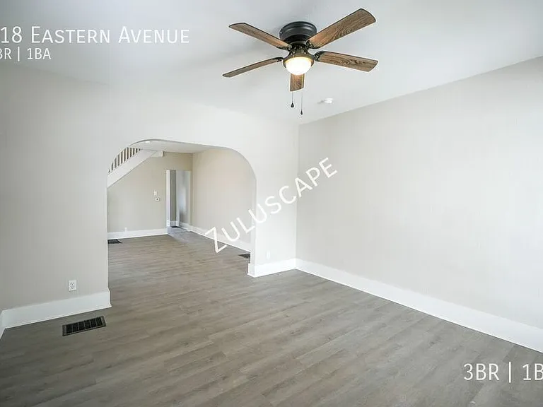 418 Eastern Ave — Photo 2