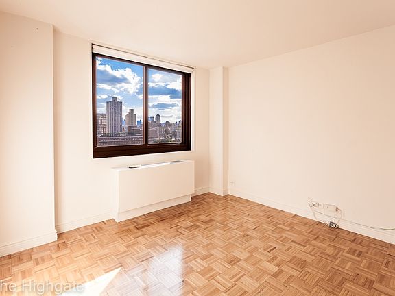 4th image of 182 E 95th St APT 30B